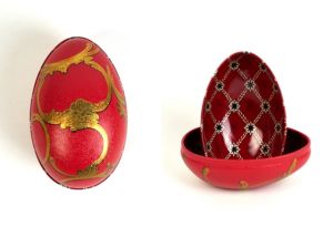 Metalldose im Fabergé- Stil- rot